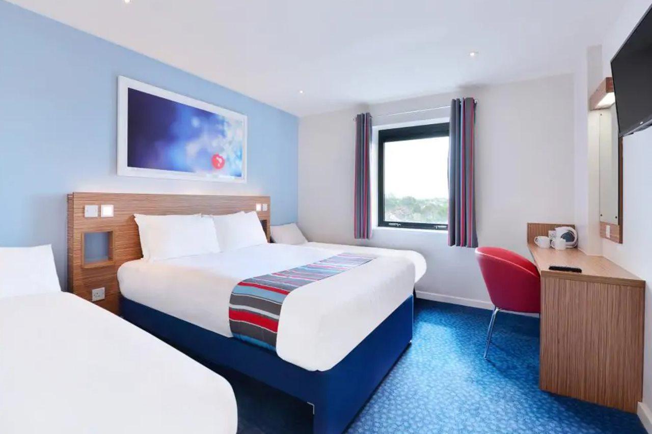 Travelodge Rugeley Kültér fotó
