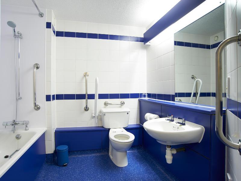 Travelodge Rugeley Kültér fotó